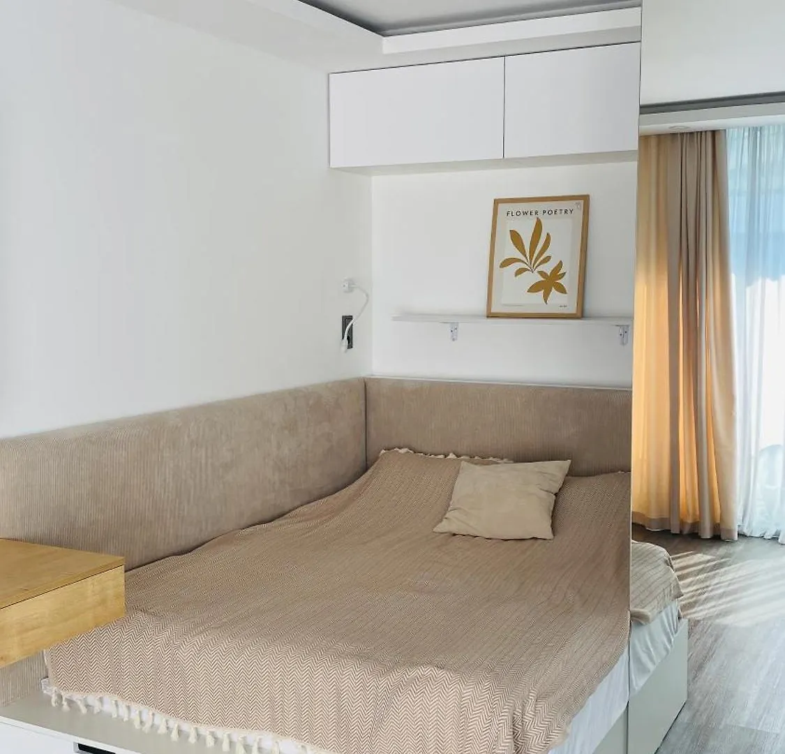 Batumi View Bo Apartment 0*,